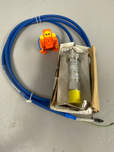 Load image into Gallery viewer, BD Sensors DX19-DMP 457 Pressure Transmitter (Open Box)
