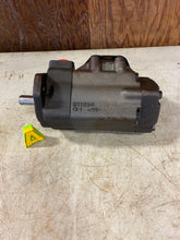 Load image into Gallery viewer, Benchmark 2520V012C14 Hydraulic Pump (No Box)