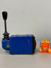 Load image into Gallery viewer, Rexroth R900589954 Hydraulic Directional Control Valve w/ Lever (No Box)