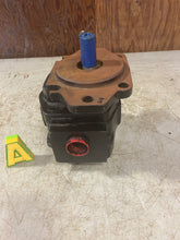 Load image into Gallery viewer, Geartek C85R-6B5 Hydraulic Pump (No Box)