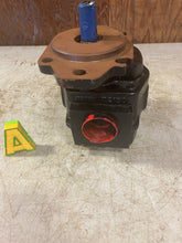 Load image into Gallery viewer, Geartek C85R-6B5 Hydraulic Pump (No Box)