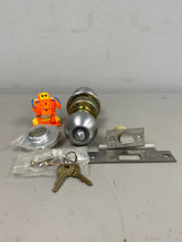 Load image into Gallery viewer, Yale CA5307 Satin Lockset 5T666 (Open Box)