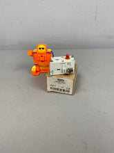 Load image into Gallery viewer, Eaton Cutler-Hammer 10250T51 Series D1 Contact Block, *Lot of (2) Contacts* (Open Box)