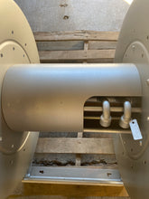Load image into Gallery viewer, Hannay A7026-30-31-10.5 RT H10M 7000 Series Air Rewind Hose Reel (No Box)
