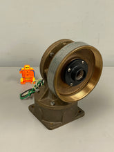 Load image into Gallery viewer, Cooper Crouse-Hinds Pauluhn EPB47B XPF Guard Wall Mount, No Globe/Cage (No Box)
