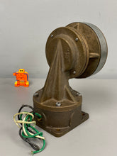 Load image into Gallery viewer, Cooper Crouse-Hinds Pauluhn EPB47B XPF Guard Wall Mount, No Globe/Cage (No Box)