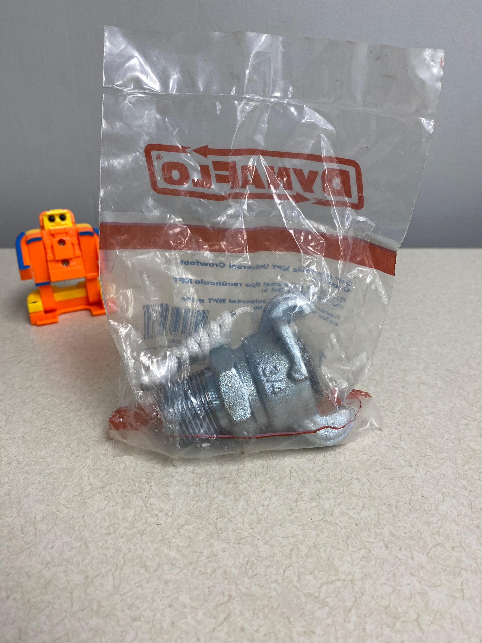 DynaFlo 0400580 3/4" Male NPT Universal Crowfoot Coupling Fastenal *Lo