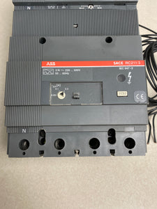 ABB SACE S3 S3H-RC211/3 Circuit Breaker, Aux. 3A, 400VAC, AA00169339 (Used)