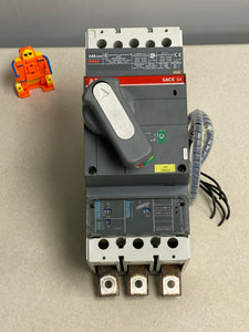 ABB SACE S4, S4H Circuit Breaker 3 Pole, 600V, 250A *Guard Not Close* (Used)