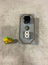 Load image into Gallery viewer, Cutler-Hammer 10250T3593 Series R4 Control Station-No Start Btn-Sm Crack Stop Btn (Open Box)