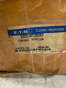 Cutler-Hammer 10250T3593 Series R4 Control Station-No Start Btn-Sm Crack Stop Btn (Open Box)