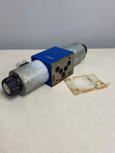 Load image into Gallery viewer, Rexroth Directional Valve R900591664, 4WE10D33/OFCG24NK4 (No Box)