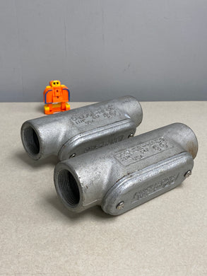Cooper Crouse-Hinds C47 Conduit Outlet Body Size 1-1/4 *Lot of (2)* (No Box)