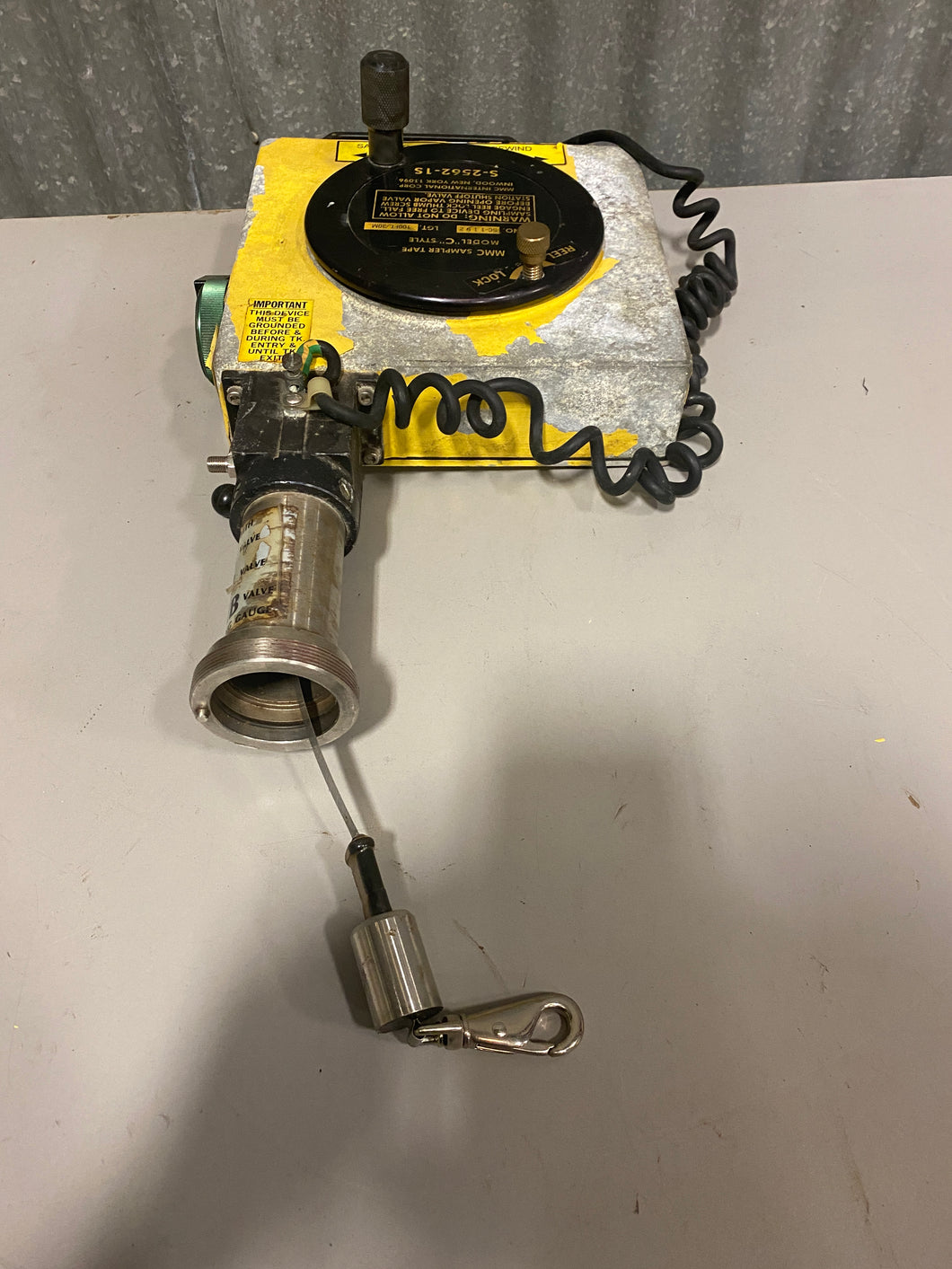 MMC S-2562-1S Fluid Sampler, 100 foot,  w/ Carrying Case (Used)