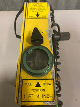 Load image into Gallery viewer, MMC S-2562-1S Fluid Sampler, 100 foot,  w/ Carrying Case (Used)