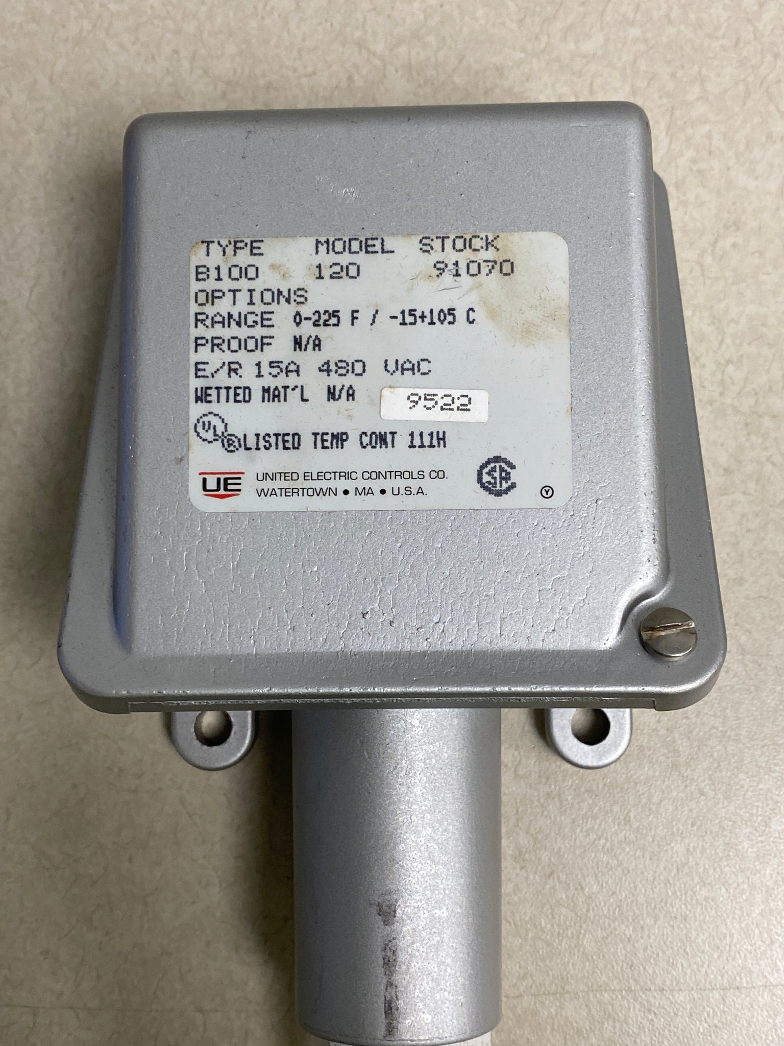 United Electric Controls B100120 91070 Temperature Controller, 0225F