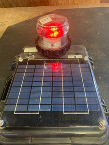 McDermott Light and Signal BGLEDCASE-PORT LED Nav Light, Solar Pwr, No Batt (Used)