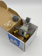 Load image into Gallery viewer, Mainline 222-CP Centurion 1.2 GPM 4&quot; Centerset Lavatory Faucet Polished Chrome (Open Box)