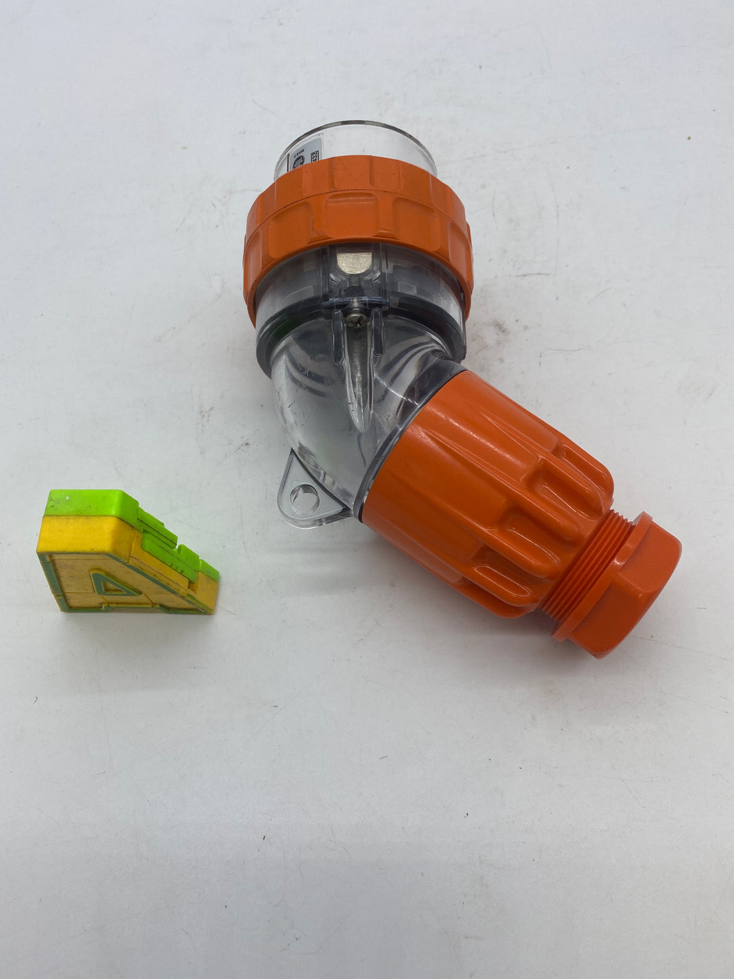 Clipsal 56-PA-432, 4 Round Pin, 32 A, 500V (Used)