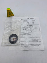 Load image into Gallery viewer, Fleetguard 21139 Seal Kit *Lot of (4) Kits* (Open Box)