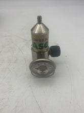 Load image into Gallery viewer, Honeywell TS10012 TS Tanksystem Hermetic Oxy w/ Flow, Calibration Gas Regulator (Used)