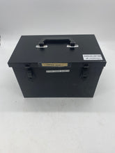 Load image into Gallery viewer, Sanshin SPS-10A Daylight Signaling Lamp w/ Case (Used)