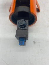 Load image into Gallery viewer, SKF Maintenance Product 729124 Hand Pump (Used)
