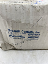 Load image into Gallery viewer, McDaniel Controls AB-80709 Pressure Gauge, 0-15000 PSI, 316SS (Open Box)