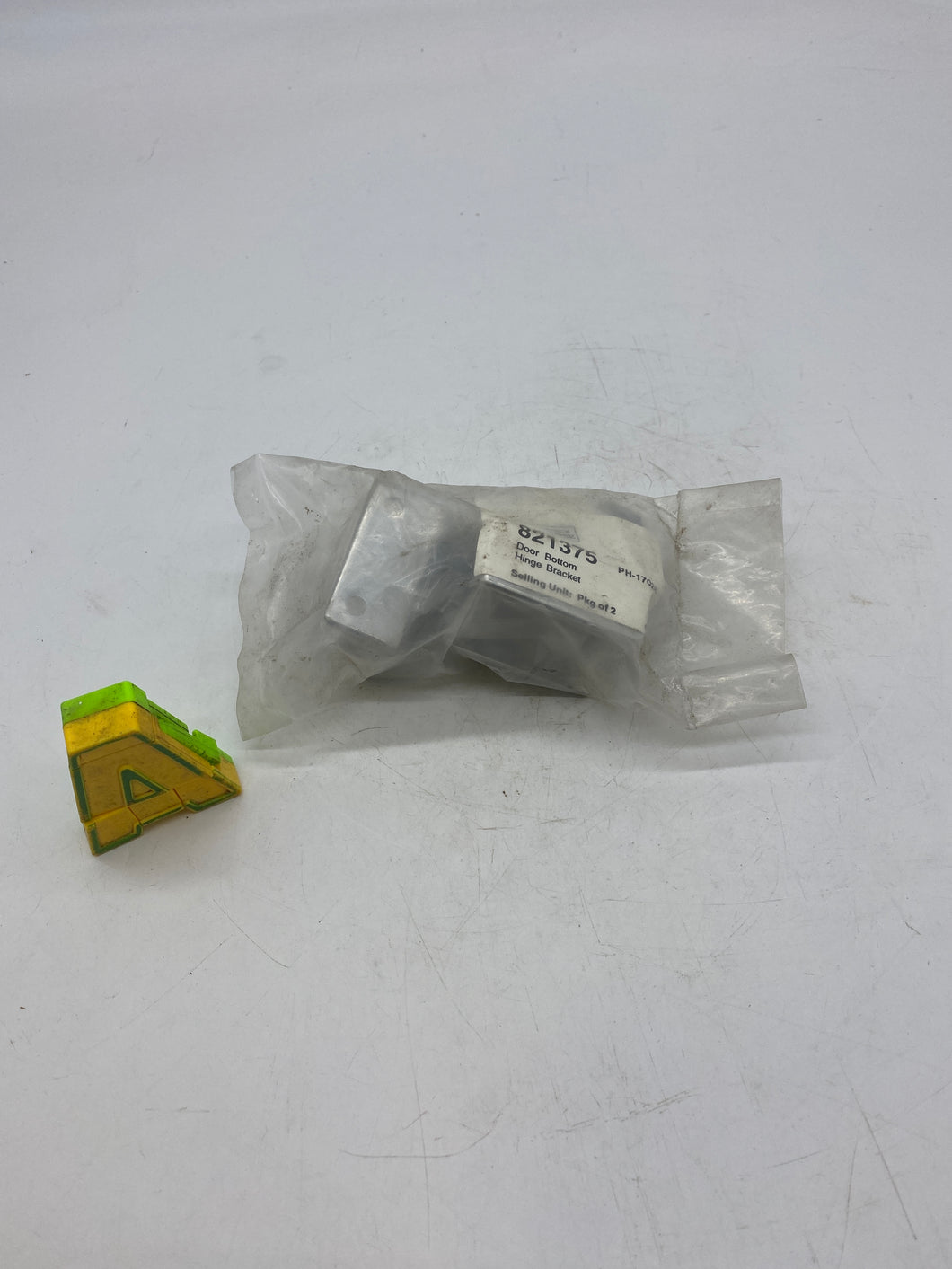 Maintenance Warehouse 821375, PH-17026 Door Bottom Hinge Bracket, Pkg. of 2, *Lot of (5)* (Open Box)