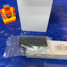 Load image into Gallery viewer, Power First 6ZEG8 4-Pole Phenolic Terminal Strip, 20A, 300VAC, *Lot of (10) in (1) Box* (New)