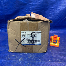 Load image into Gallery viewer, Thomas &amp; Betts HA408 Galvanized Malleable Iron Nipples, 3&quot;, *Box of (8)* (Open Box)