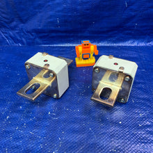 Load image into Gallery viewer, Ferraz Shawmut E300246 Protistor Fuse, 700VAC 1250A, A070UD33KI1250, *Lot of (2)* (No Box)