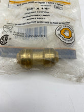 Load image into Gallery viewer, Sharkbite 818047 1/4&quot; Push-To-Connect Fitting (New)