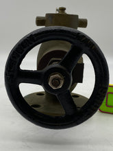 Load image into Gallery viewer, CNJ S0105 Globe Type Hose Valve, 2&quot; MNPT x 1-1/2&quot; Flange (No Box)