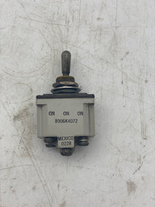 Caterpillar 7N-8008 Toggle Switch (Used)