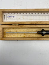 Load image into Gallery viewer, SKF Simplex-Compact Seal Wear Down Gauge (Used)
