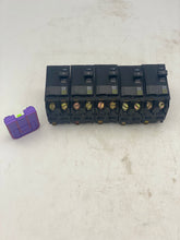 Load image into Gallery viewer, Square D Q0B62 2-Pole Circuit Breaker, 15 Amp *Lot of (5)* (Used)
