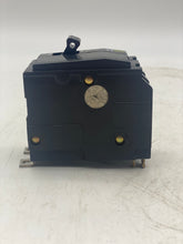 Load image into Gallery viewer, Square D Q0B62 2-Pole Circuit Breaker, 15 Amp *Lot of (5)* (Used)
