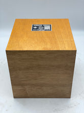 Load image into Gallery viewer, Saura AC-02 Azimuth Circle w/ Storage Box (Used)