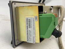 Load image into Gallery viewer, Raytheon Anschutz 133-811.NG010 E01 Digital Repeater (Used)