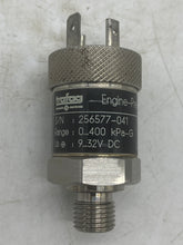 Load image into Gallery viewer, Trafag 8242.76.2017 Engine-Pressure Transmitter (No Box)