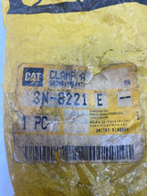 Load image into Gallery viewer, Caterpillar 3N-8221 Clamp A (Open Box)