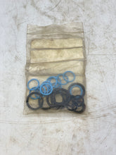 Load image into Gallery viewer, Caterpillar 8L-2786 O-rings *Variety in Bag* (No Box)