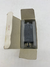 Load image into Gallery viewer, IDEC GT3A-3AD24 Electronic Timer, 8 Pin (Open Box)