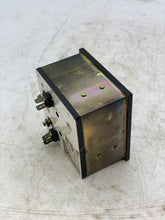 Load image into Gallery viewer, MAK LSP96 0-10 Bar Panel Meter (Used)