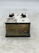 Load image into Gallery viewer, MAK LSP96 0-10 Bar Panel Meter (Used)