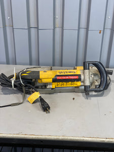 Dewalt DWM120 Band Saw, 5" Deep Cut w/ Variable Speed (Used-Missing Rubber Tire)