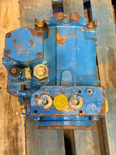 Load image into Gallery viewer, Rexroth 2057795 Axial Piston Variable Pump (Used)
