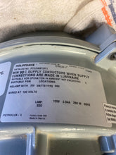 Load image into Gallery viewer, Holophane PETL-250HP-12-PF1 Petrolux II Bay Light, 120V/250W (Used)