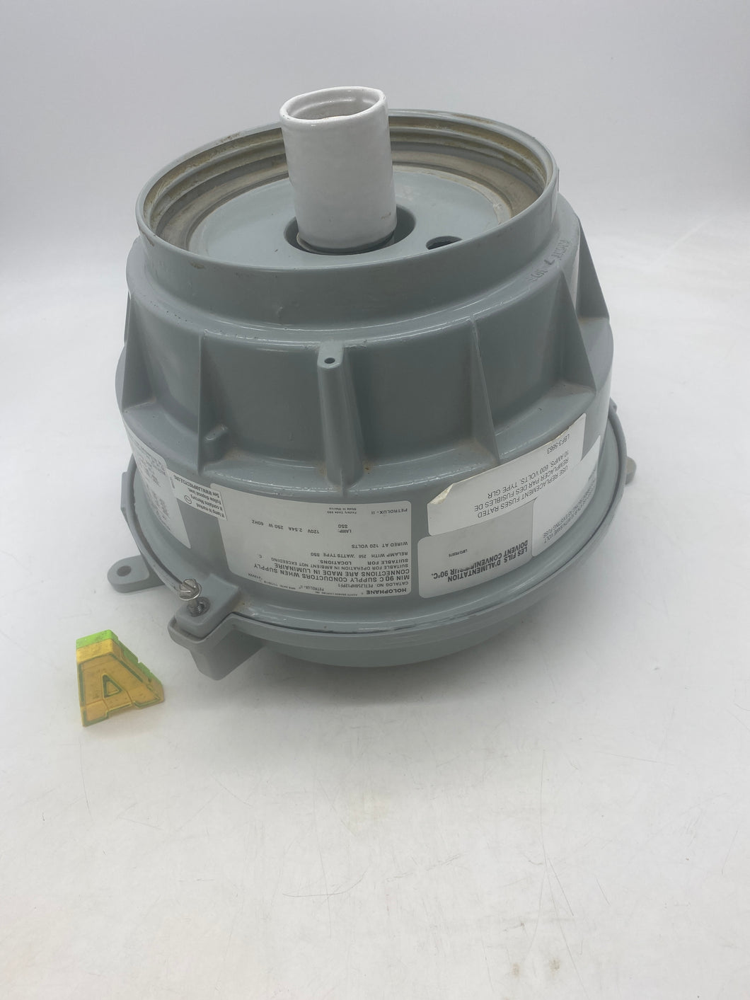 Holophane PETL-250HP-12-PF1 Petrolux II Bay Light, 120V/250W (Used)